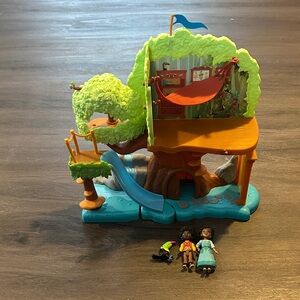 Disney Encanto Treehouse Playset with Slide & Dolls & Encanto singing microphone